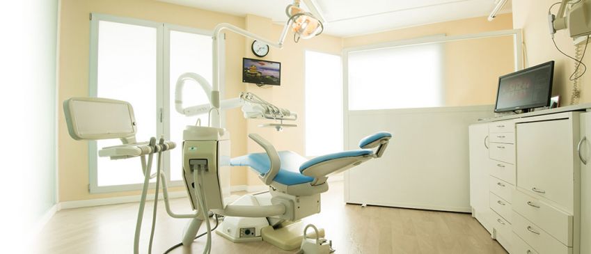 equipamiento clínica dental de alta calidad